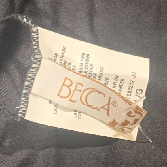 NWOT BECCA Black Ruched Front Cutout One Piece Swimsuit Women Size Medium - Picture 5 of 7